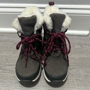 Girl’s Snow Boot
